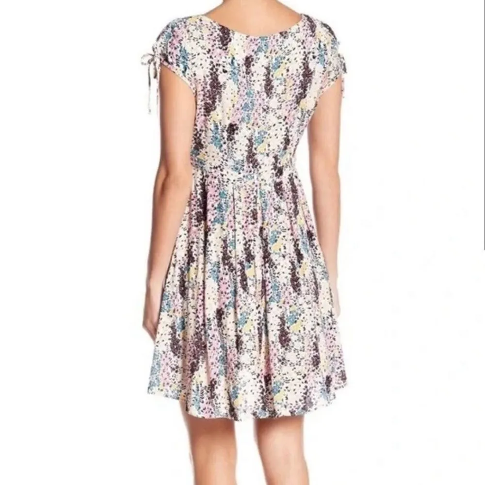 Free People Miss Right Floral Tie Front Short Sleeve Cutout Mini Dress Size XS - Image 2