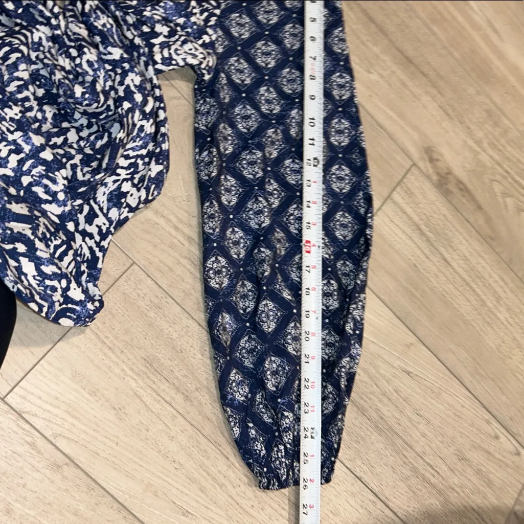 Abercrombie & Fitch Navy and White Dress Long-sleeve Plunge Cutout Maxi Dress XS - Image 11