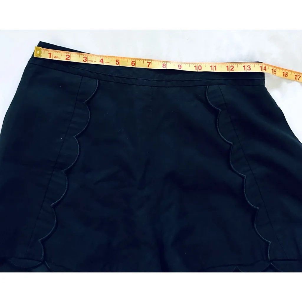 C/MEO Collective Duplicate Shorts size L Scalloped Pockets High Rise Back Zip - Image 6