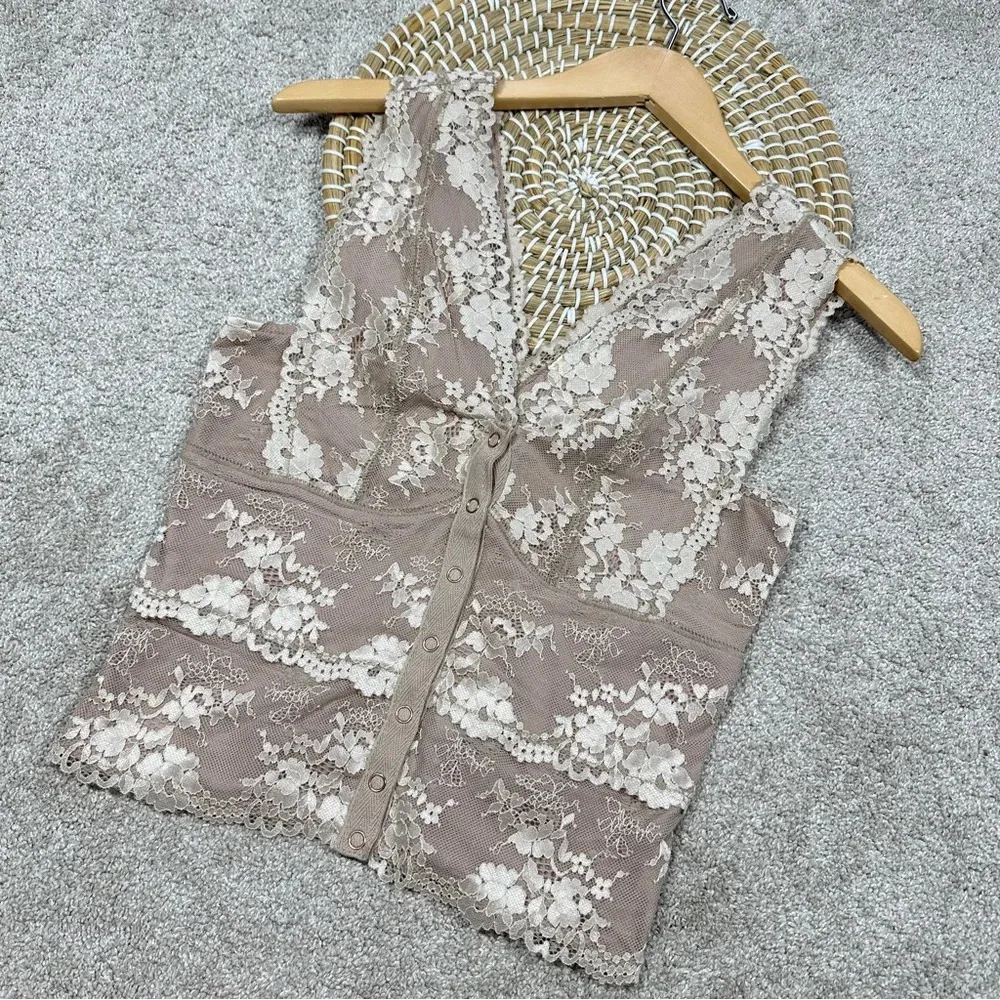 Gimmicks by BKE Floral Mesh Lace Tank Top Cream Valentine Cottagecore Size XS - Image 4