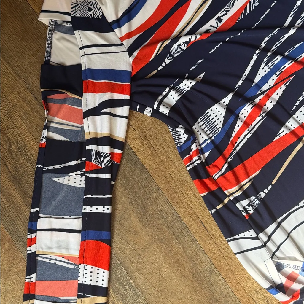 Peck & Peck Long Sleeve Dress with Red, Blue, and Black Stripes Cut Out Sleeves - Image 11