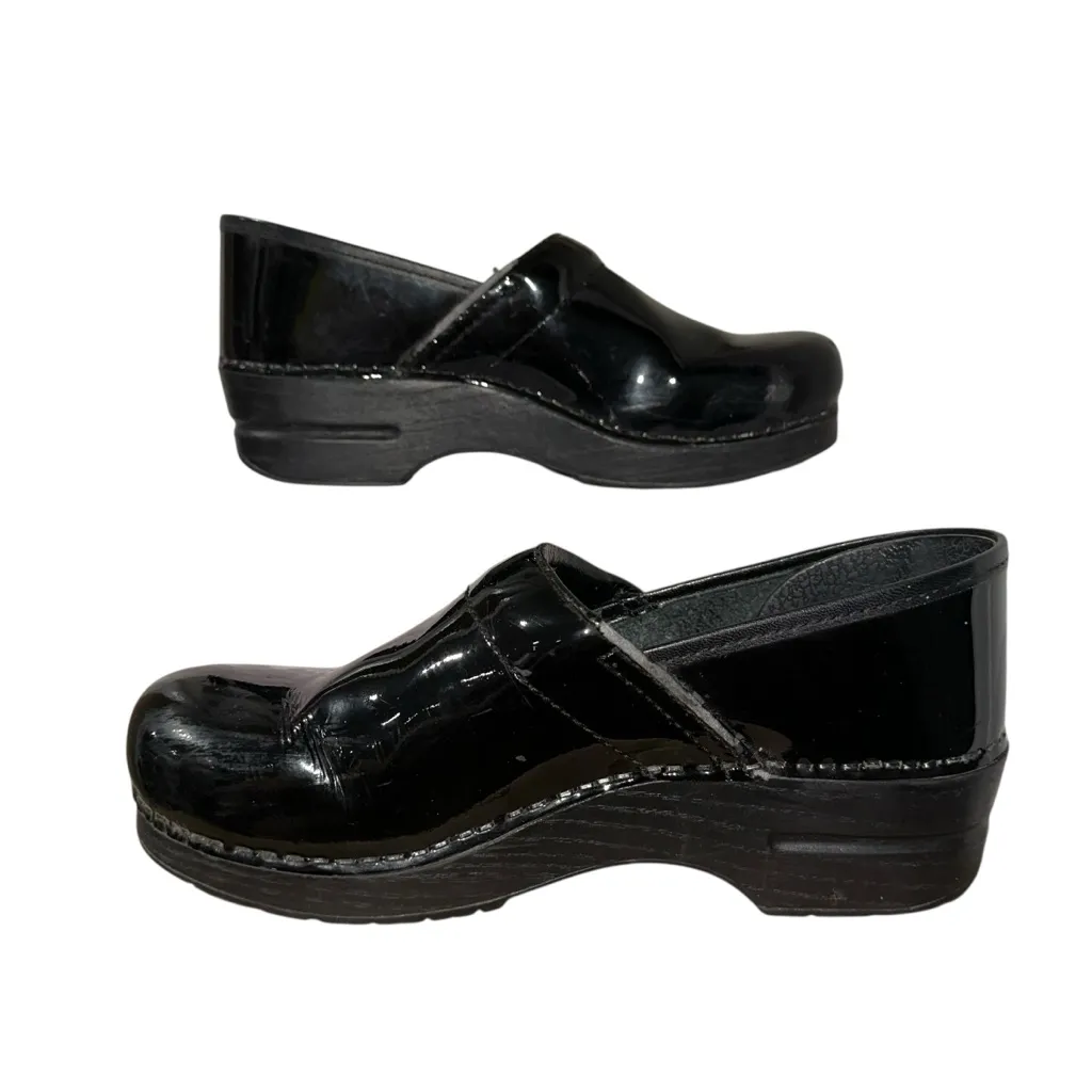 GUC DANSKO‎ Black Patent Clogs - EU 40 (read description) - Image 2