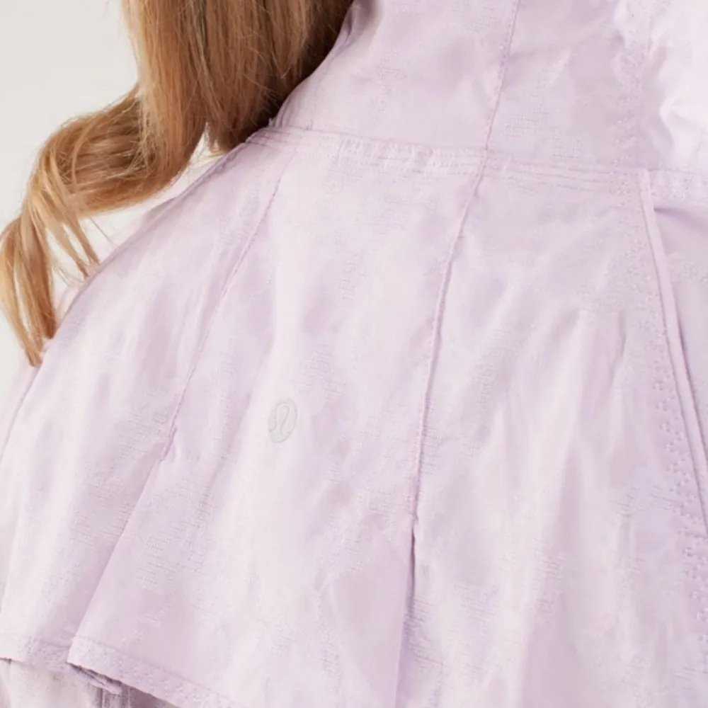 Run Travel to Track Jacket in Rose Quartz - Image 4