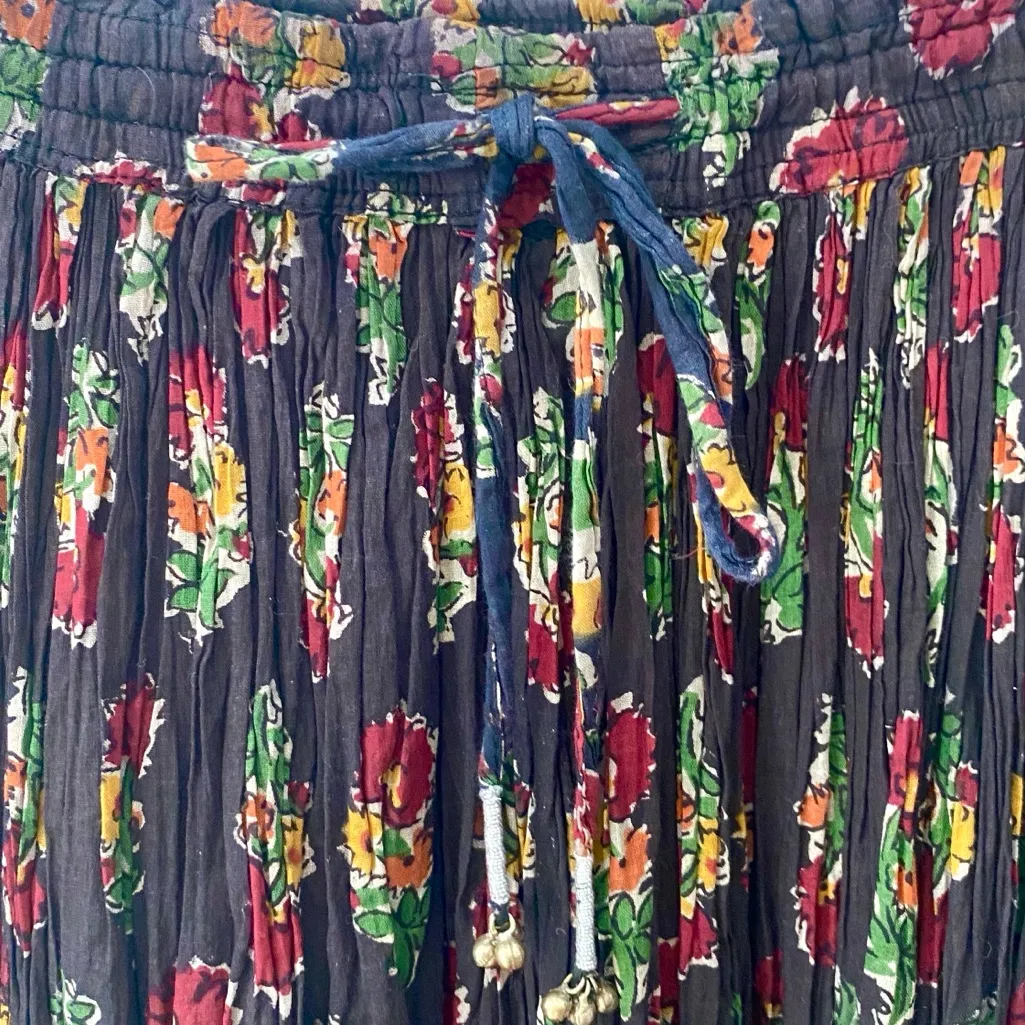 Vintage 90s Bohemian Broomstick Skirt Large Maxi Tie Waist Cotton Crinkle Boho Black - Image 5