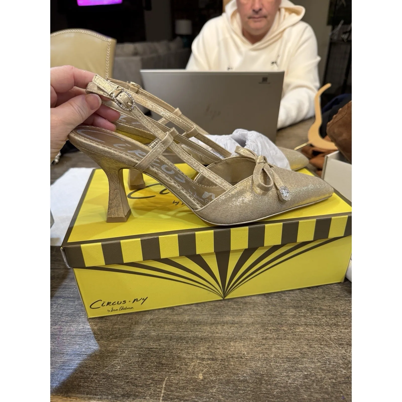 Sam Edelman Circus NY Monica Shimmer Bow Detail Slingback Dress Pumps Size 9.5 - Image 2