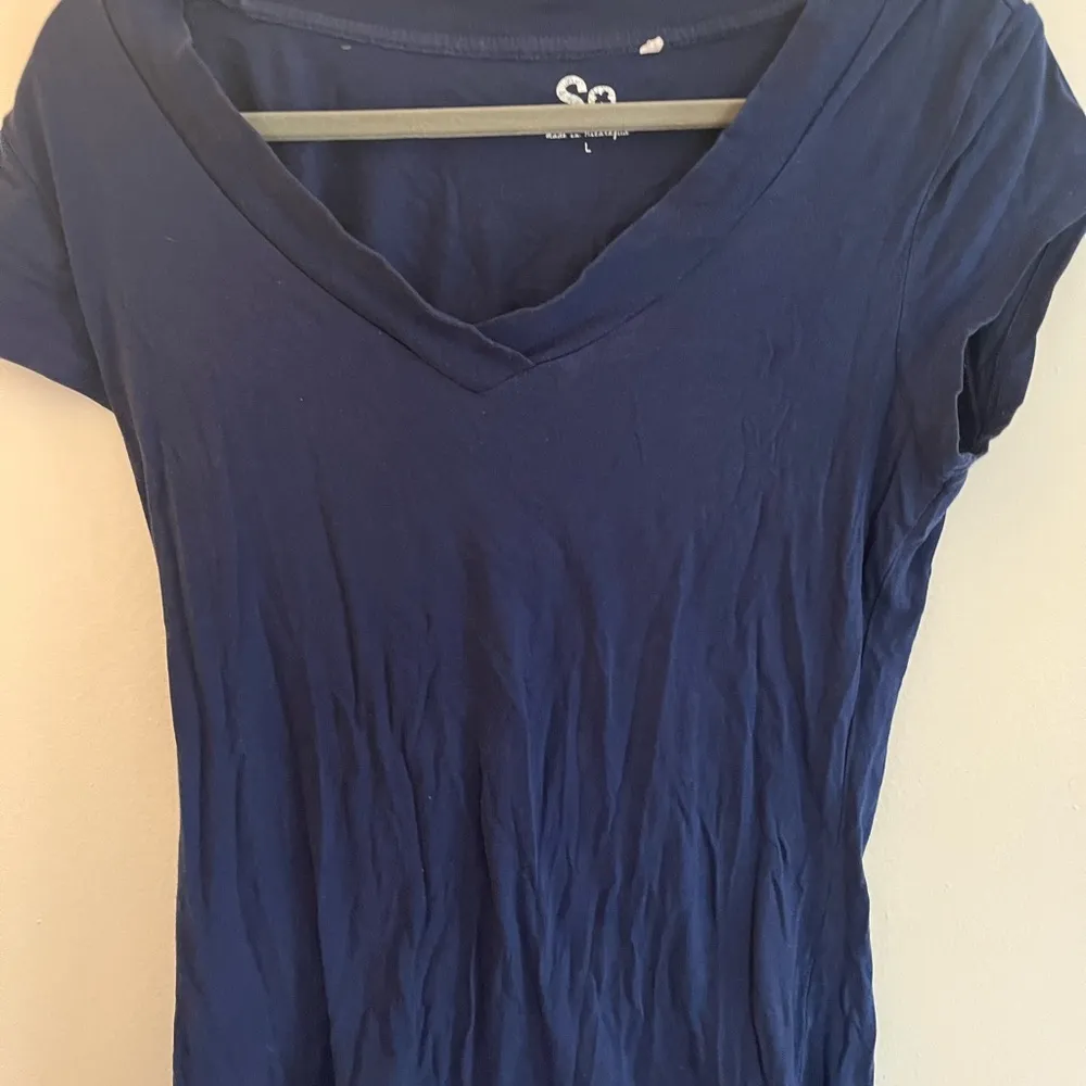 Navy V Neck - Image 2