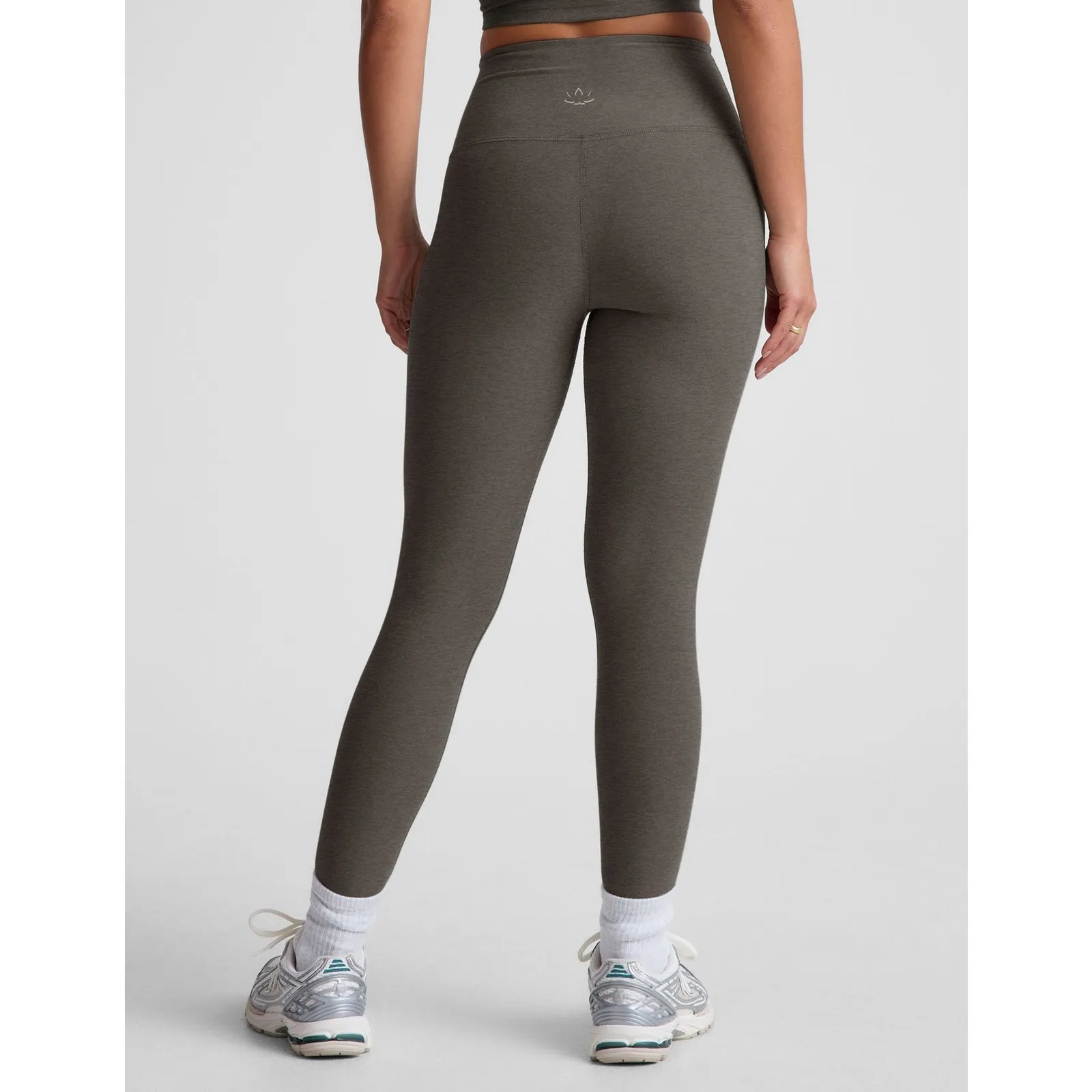 Beyond Yoga Gray Green Spacedye Caught in The Midi High Rise Leggings Size Small - Image 3