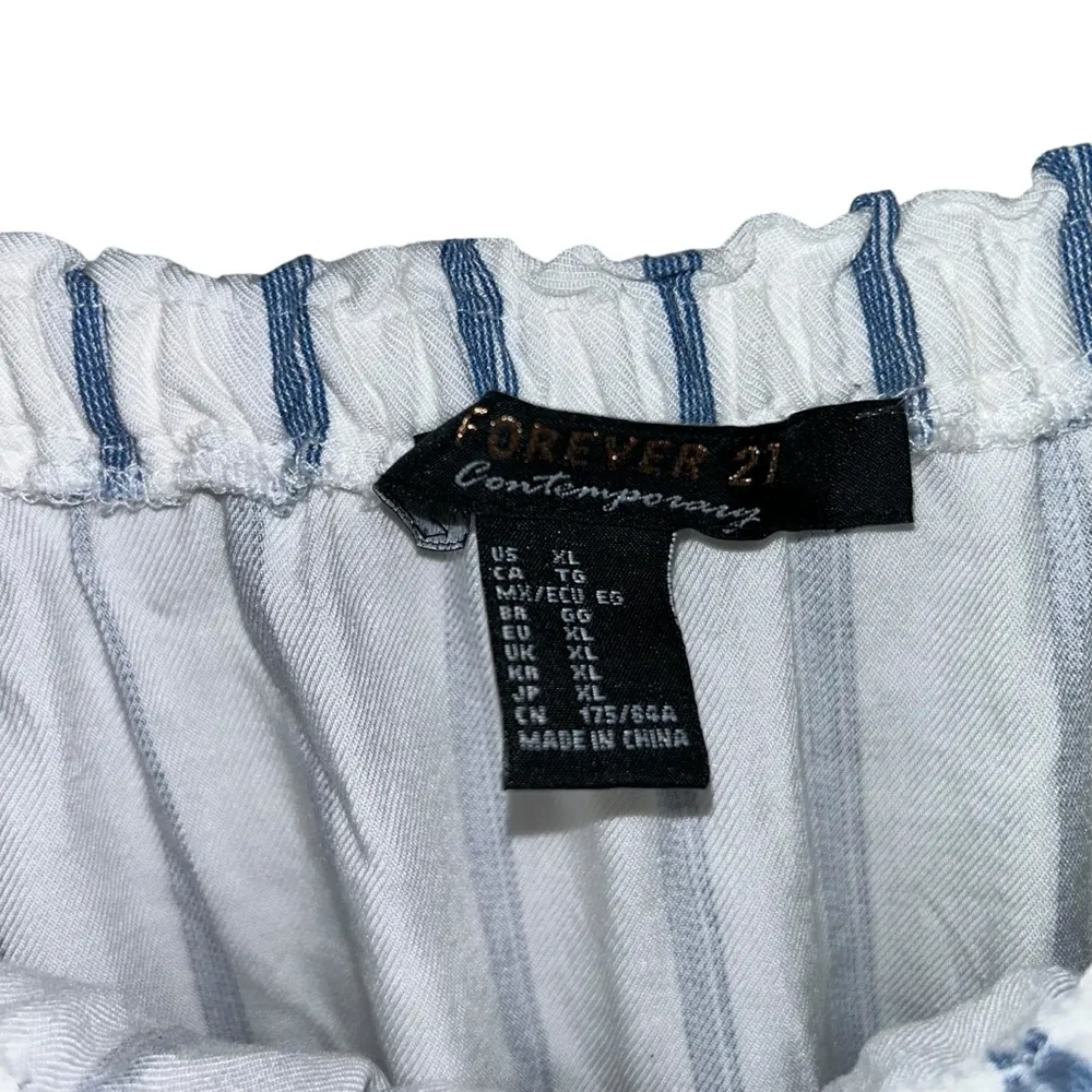 White & Blue Stripe Design Forever 21 Strapless Jumpsuit Romper Women’s Size XL! - Image 3