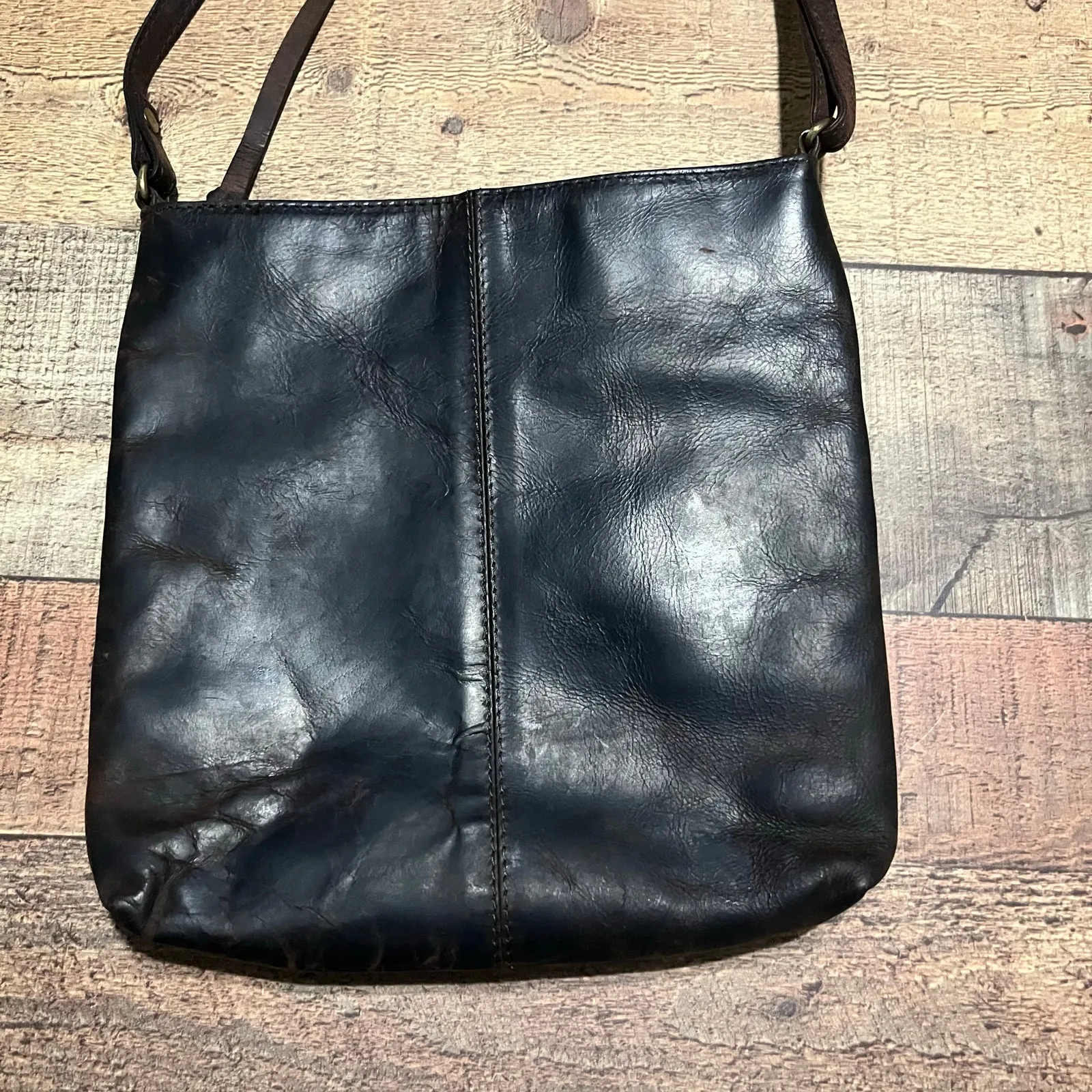 Estalon Women's Dark Brown Distressed Leather Tri - Image 3