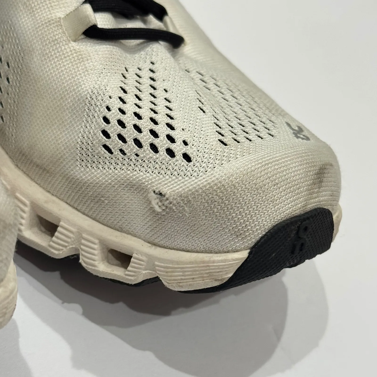 On Cloud X White Running Shoes Women's Size 9.5 Athletic Sneakers Training *flaw - Image 4