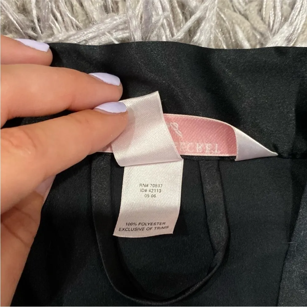 Victoria's Secret Angels Black Short Kimono Belt Satin - Image 5