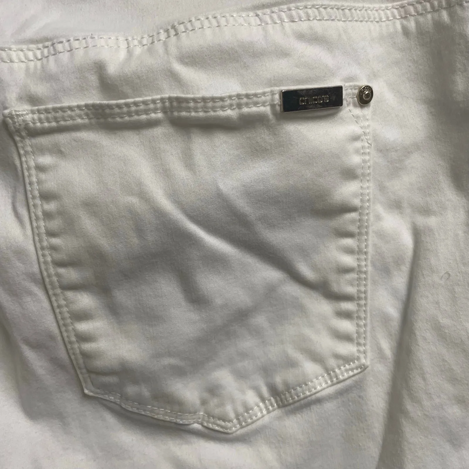 Chicos So Slimming Girlfriend Ankle White Pants Size 2.5 Large 14 Stretch - Image 6