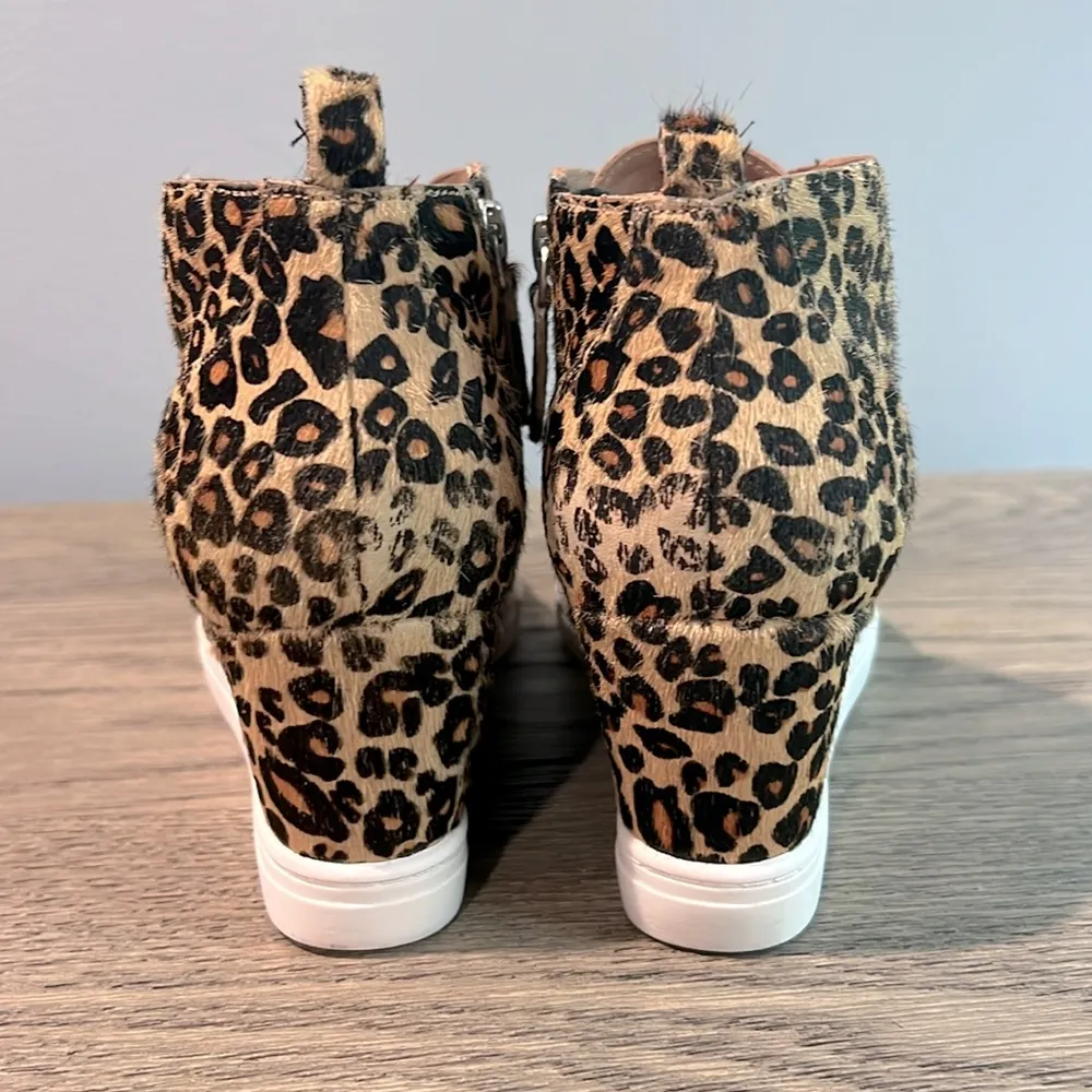 Linea Paolo Felicia III Platform Wedge Sneaker Bootie Leopard Print Zip Up 8 1/2 - Image 3