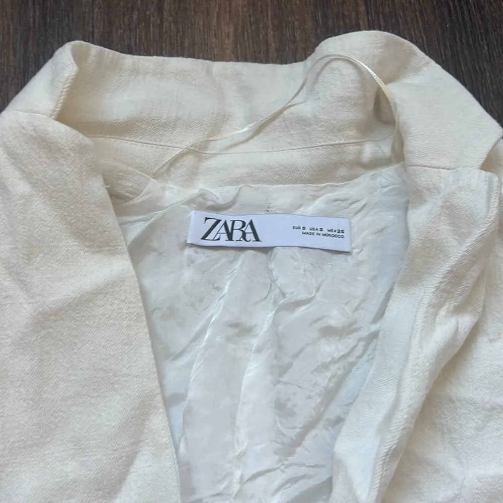 ZARA  Blazer - Image 2
