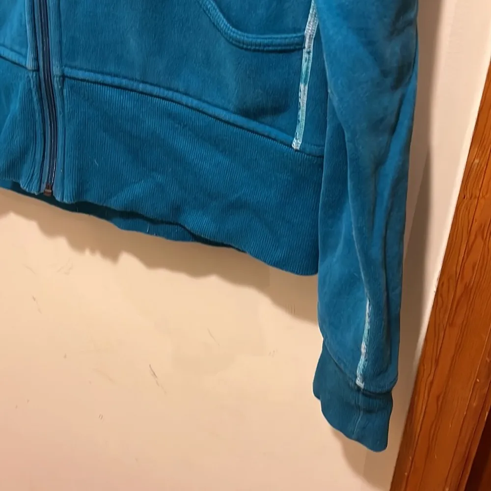 Lululemon Scuba Hoodie Snorkel Blue Size 8 - Image 7