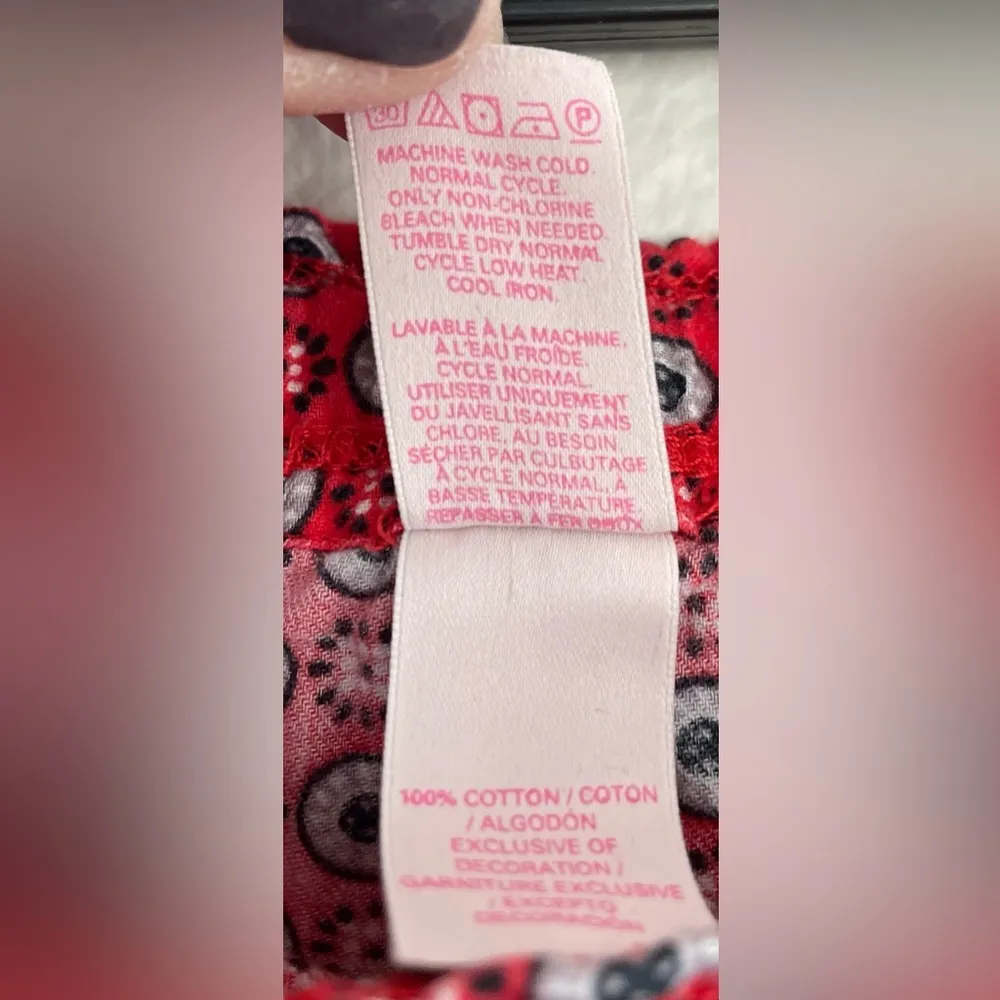 Victoria's Secret, 100% cotton Red Pajama Pants W/ Ribbon Bows Hankie Pattern; L - Image 5