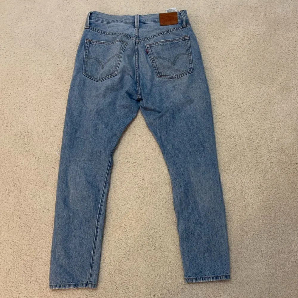 Levi's 501 Skinny Jean size 27! - Image 3