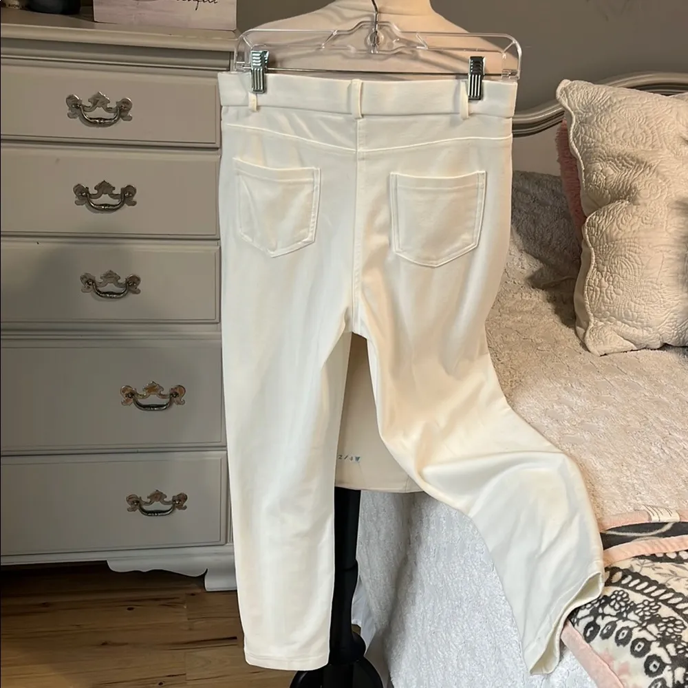 Stylish Off White Pants Pull On Comfy - Image 4