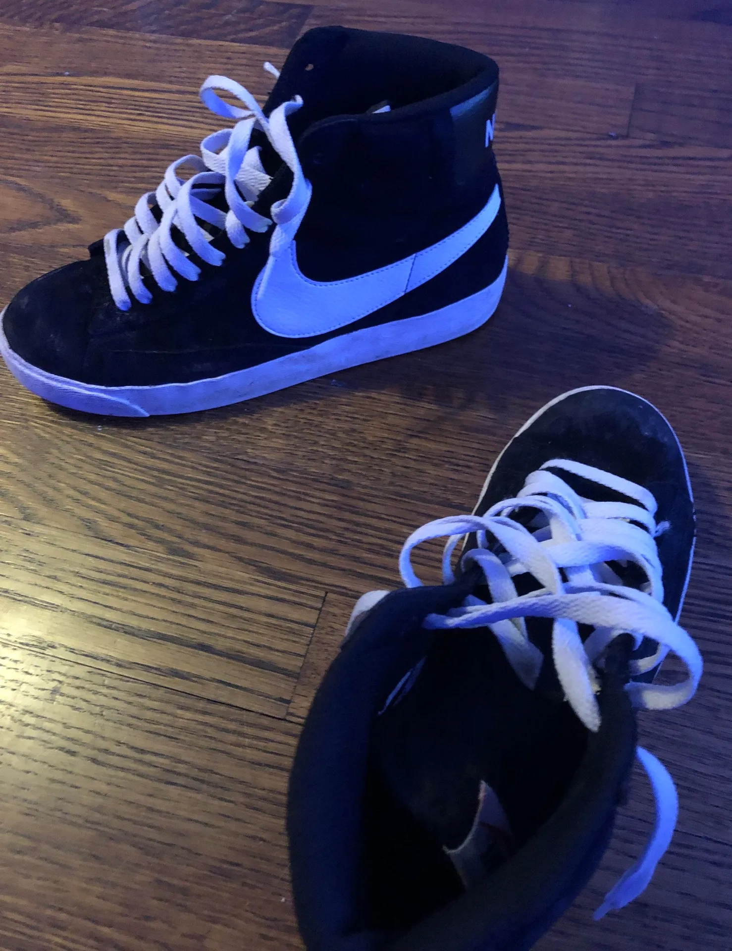 Nike Cortex Mid Blazer High Tops - Image 2
