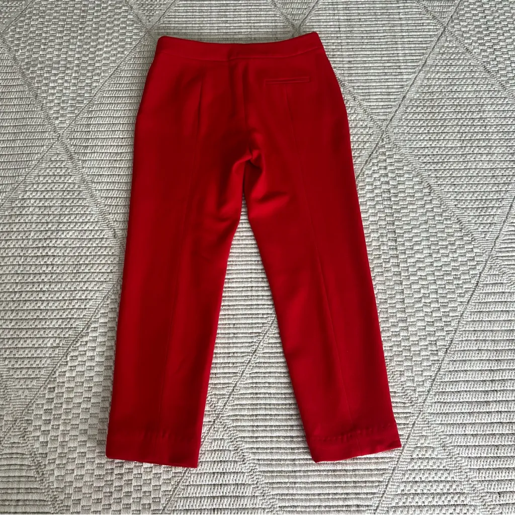 Oscar de la Renta Vibrant Red Pantsuit - Image 8