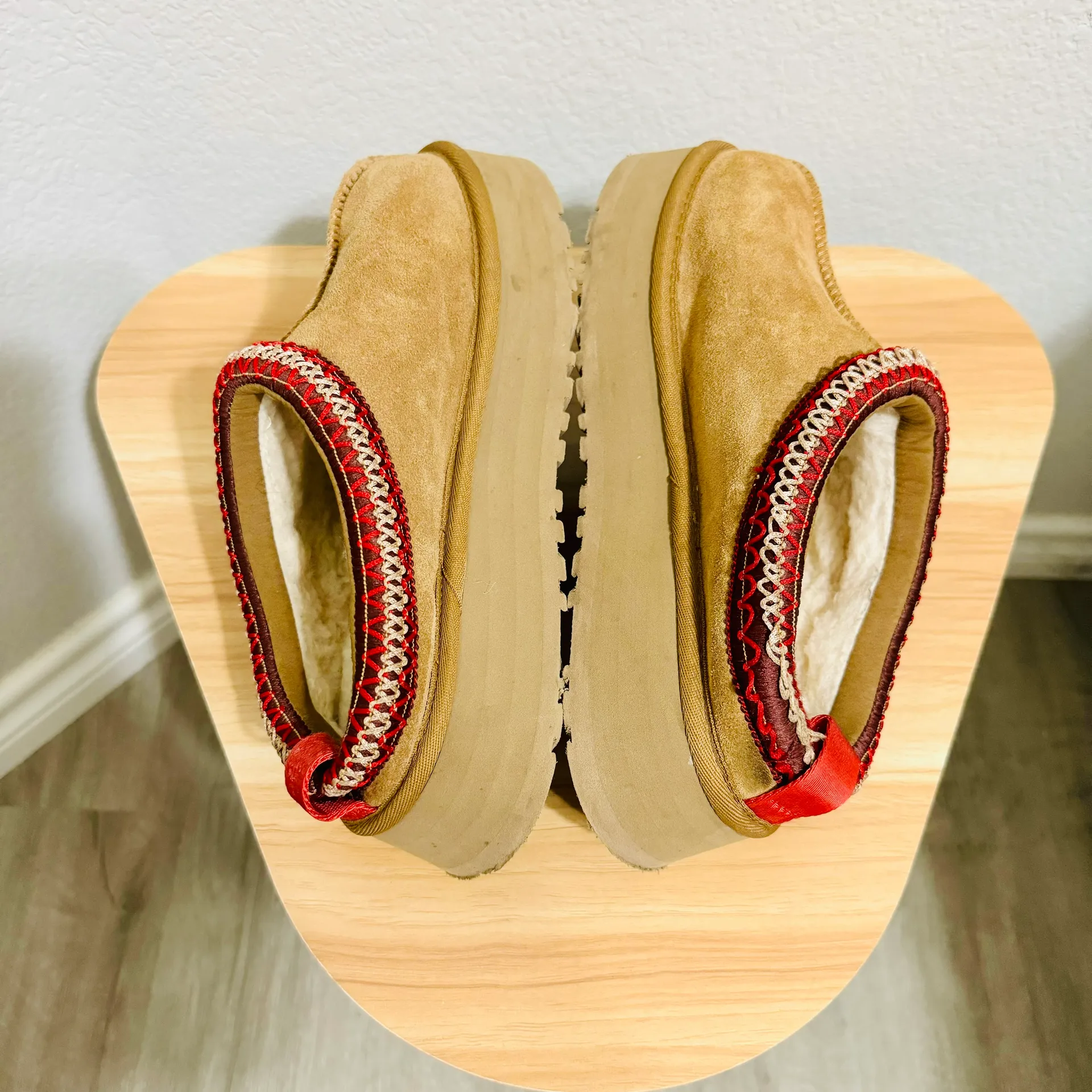 UGG Tazz Chestnut Platform Slipper Sandals 7 - Image 8