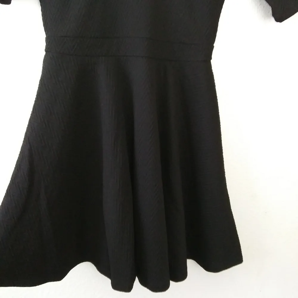 Black Swan fit and flare criss cross knit black cocktail dress women Size Small - Image 8