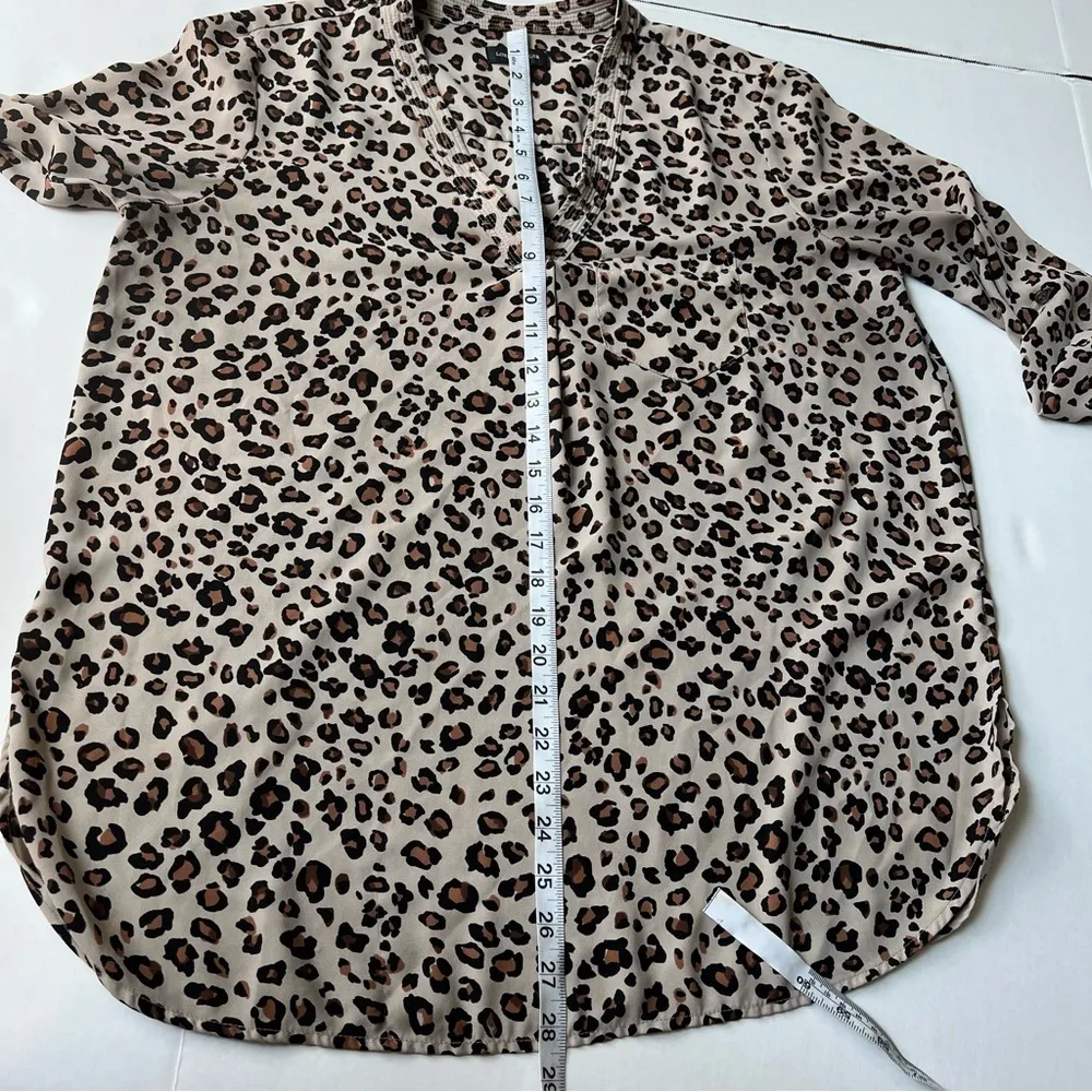 Lord & Taylor cheetah print popover long sleeve medium Tan - Image 14