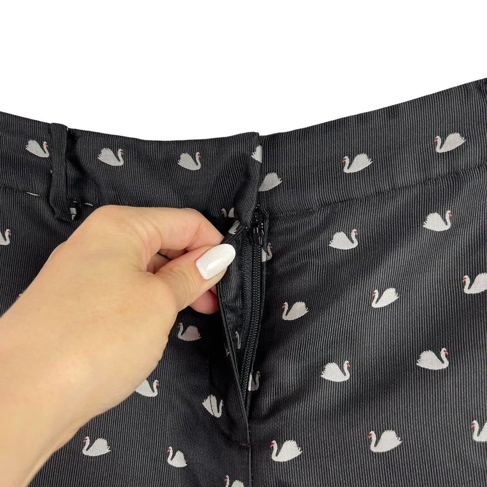 RSVP By Talbots Dress Ankle Hampshire Pants Black Swans High Waisted Size 4P - Image 7