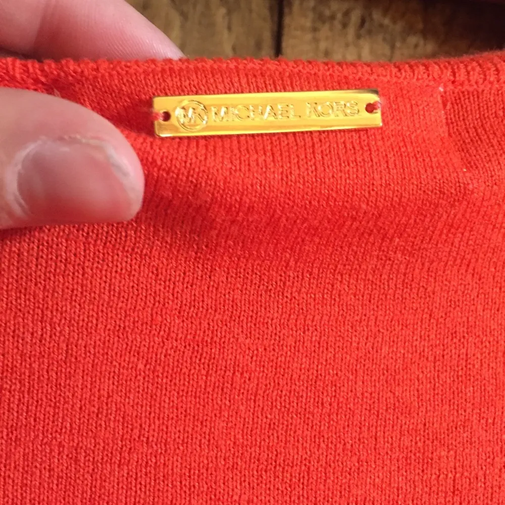 Michael Kors orange and navy sweater - Image 5