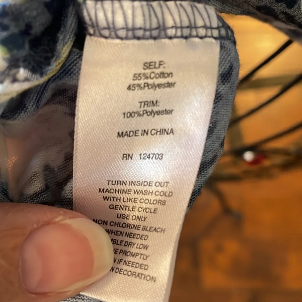 🥸🥸🥸3 for 12$🥸🥸🥸Floral Burnout Lace Front Shirt Blue Size L - Image 8