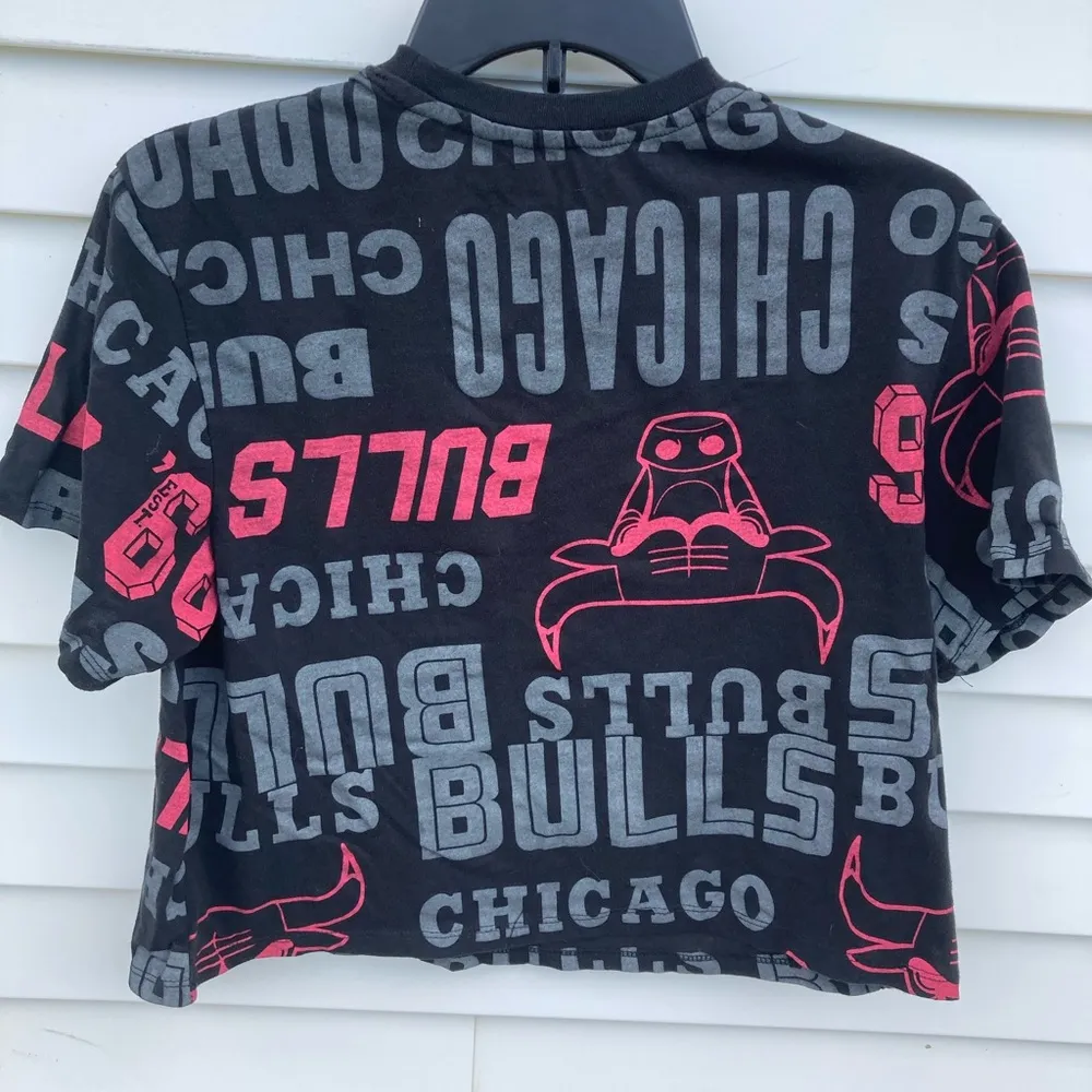 Chicago Bulls crop top - Image 3