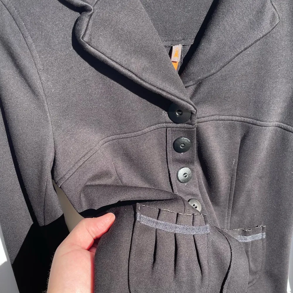 COP.COPINE Women’s Zambia Y2K Black Knit Button Front Blazer size 6 - Image 3