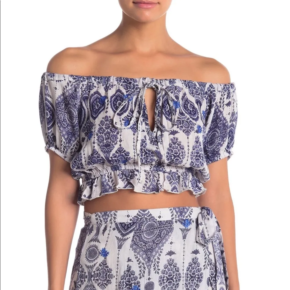 Raga Andrea off the shoulder top in M, NWT - Image 2