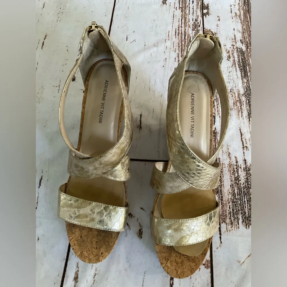 ADRIENNE VITTADINI GOLD SNAKESKIN EMBOSSED STAPPY ESPADRILLES HEELED SANDALS - Image 2
