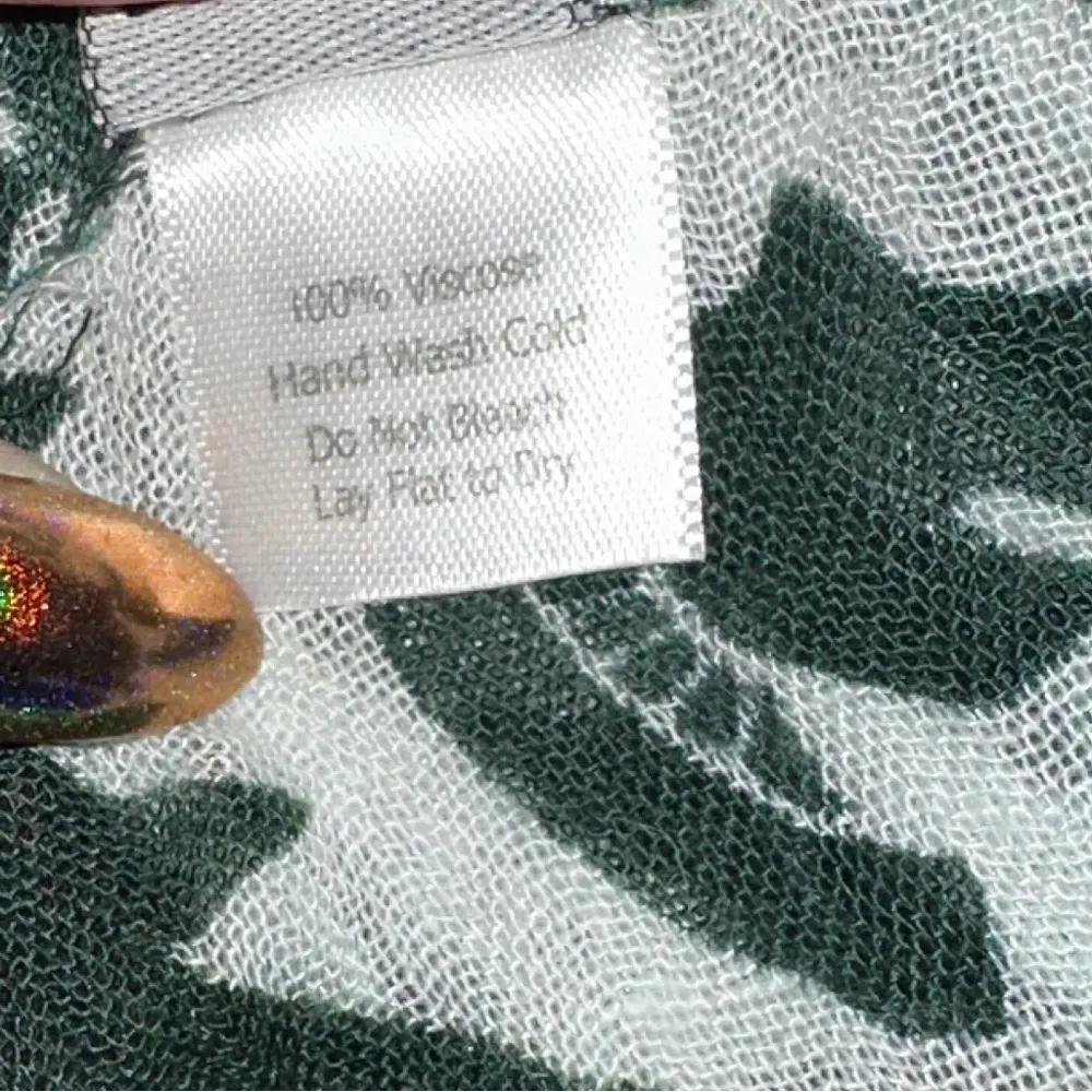 ZooZatZ Scarf Womens Green White Viscose Spartan Logo Infinity Heathering Fringe - Image 3