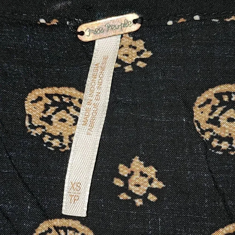 Free People Womens Black Brown Little Secrets Scarf‎ Print Blouse Shirt XS - Image 4