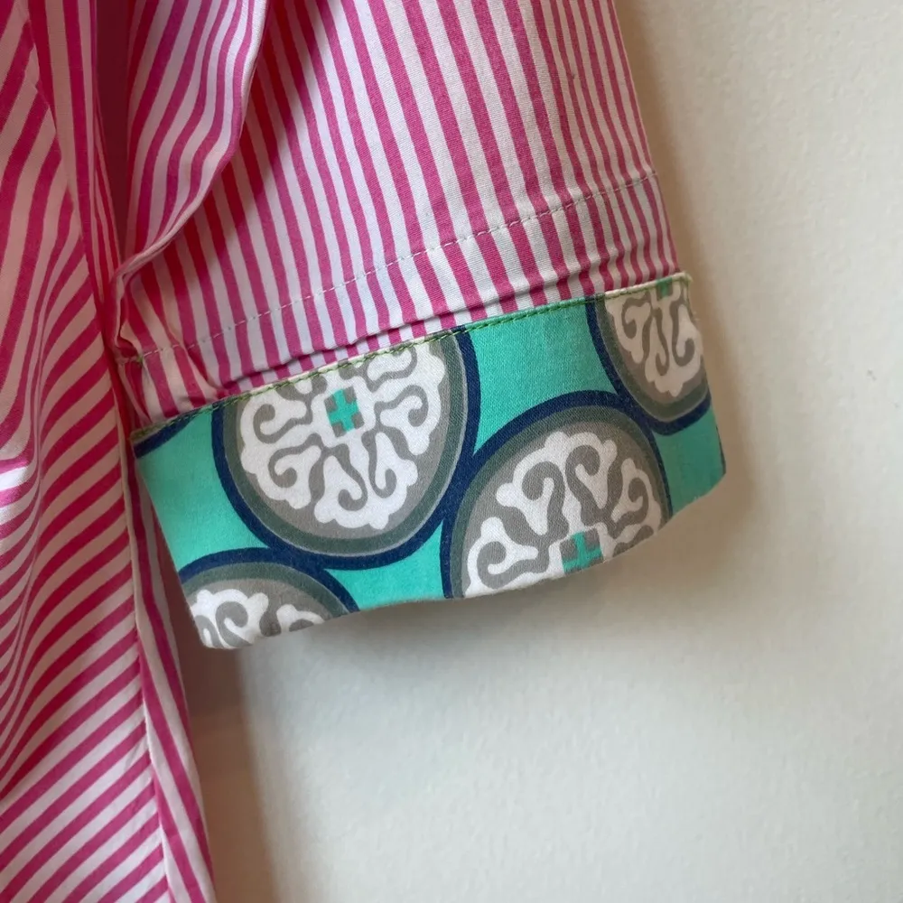 Pink Button Down Shirt with Cuffed Sleeves and Tie Front Size M - Image 4