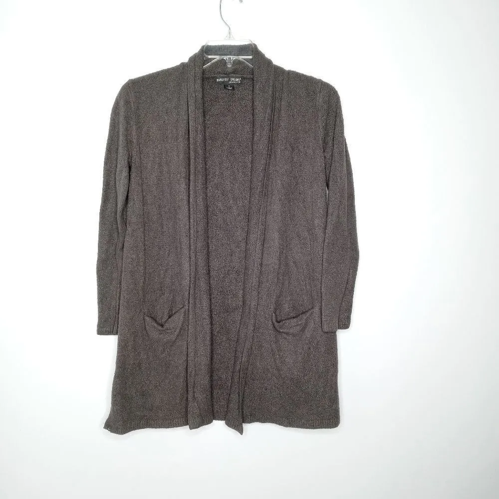 Barefoot
Dreams gray cardigan size medium - Image 3
