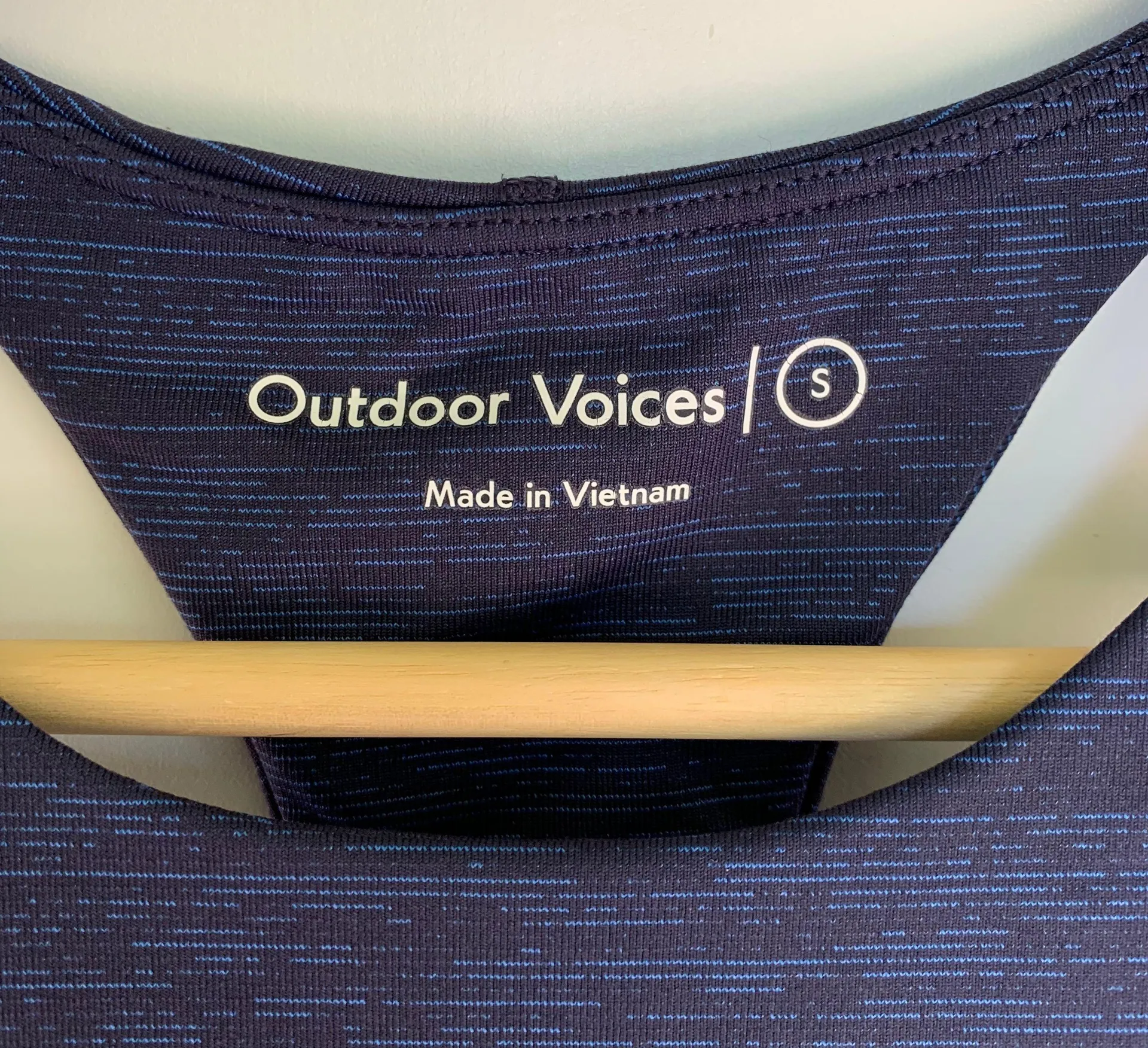 Move Free Crop Top - Image 4