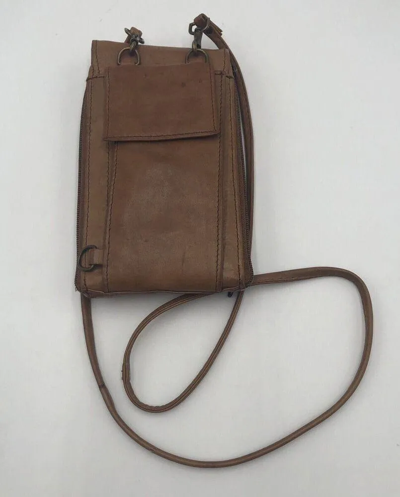 Vintage Wilson’s Tan Genuine Leather Small Crossbody Organizer Purse READ - Image 5