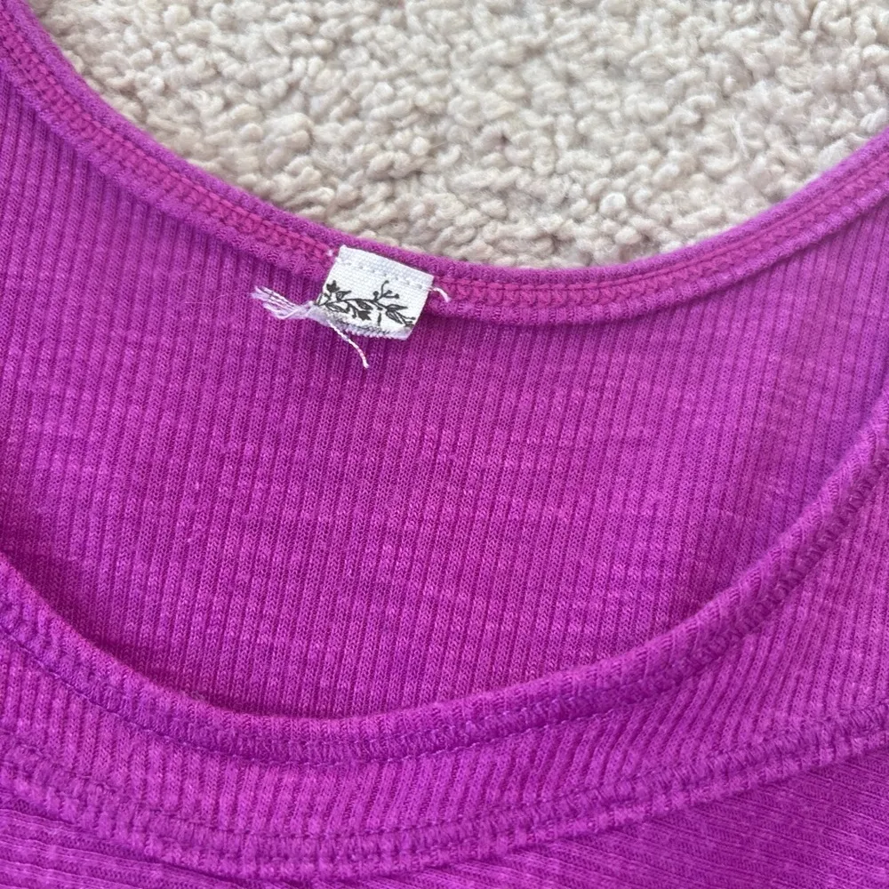 Free People Pink Purple Sleeveless Camisole with Scoop Neck - Image 2