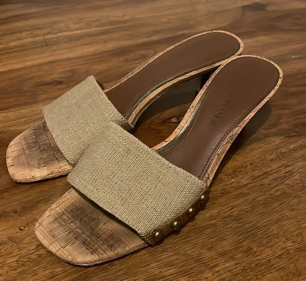 Donald Pliner Kitten Heel - Image 2