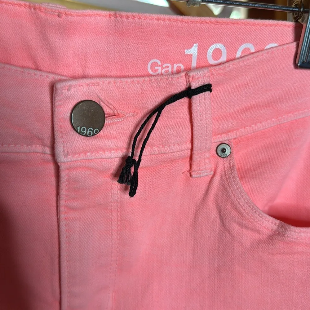 NWT GAP 1969 Legging Skimmer Jeans Neon Flamingo Size 27 - Image 5
