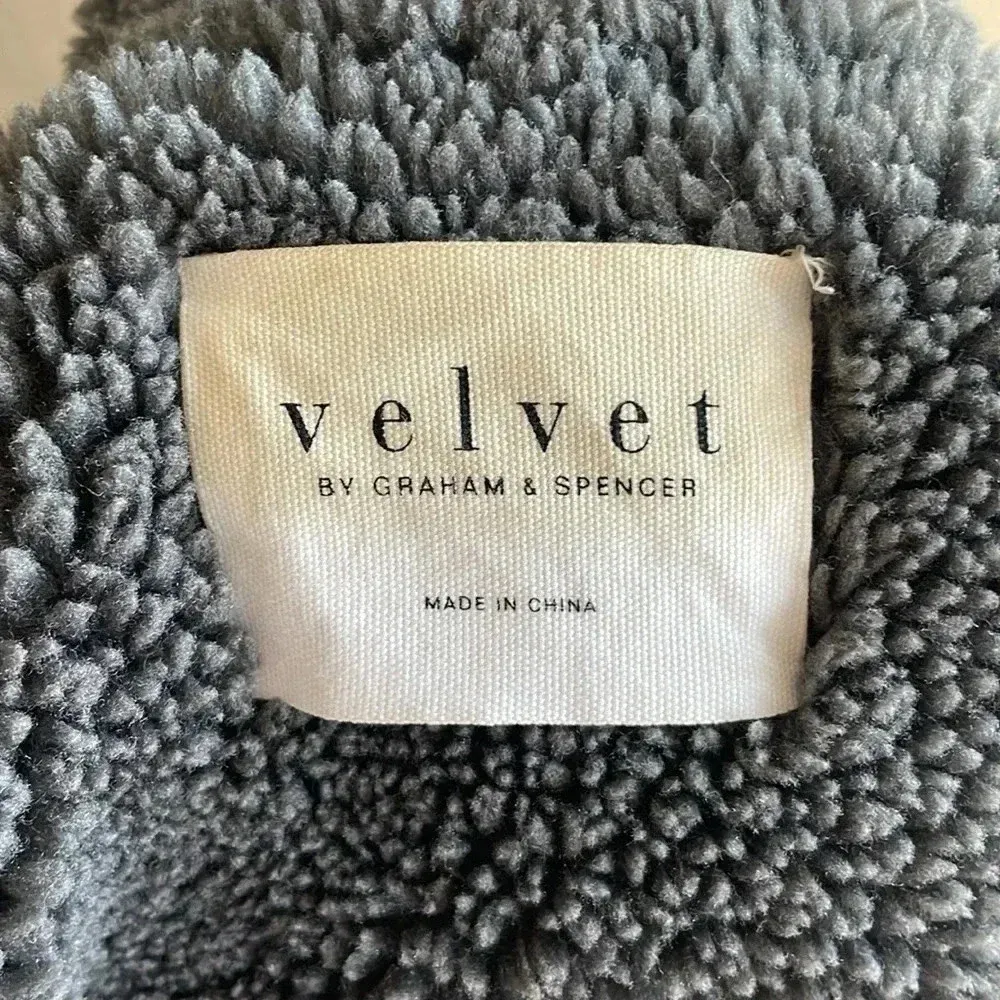 VELVET BY GRAHAM & SPENCER Women's Faux Sherpa‎ Vest Grey XS Gray - Image 9