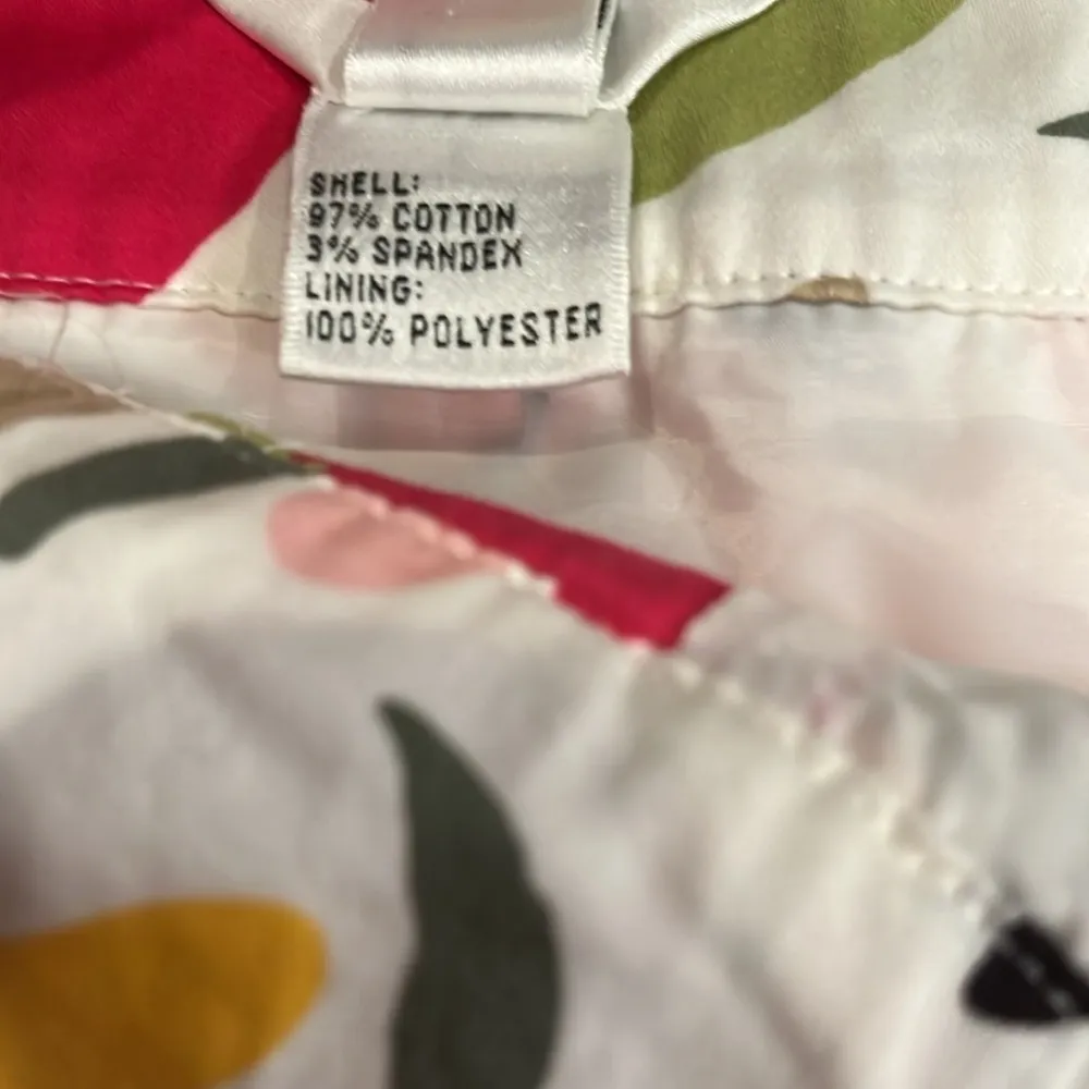 Talbots stretch cotton pleated print skirt with button front lined 12P - Image 8