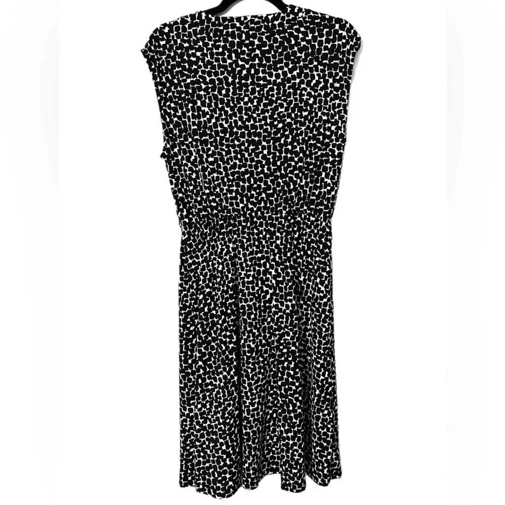 BCBG MaxAzria medium high low wrap dress black combo spotted design open front - Image 2