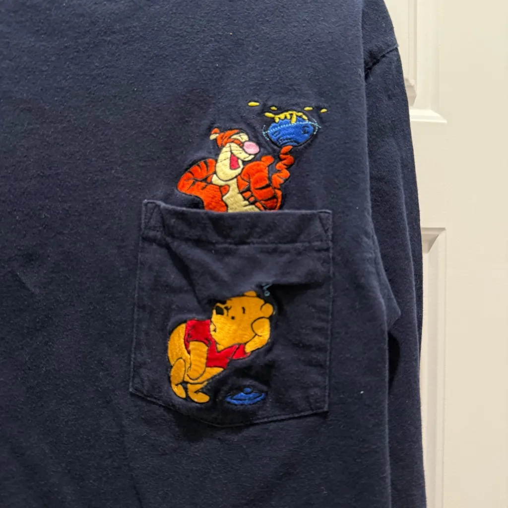 Disney Store Vintage Navy Blue Winnie the Pooh Tigger Long Sleeve Shirt Medium - Image 2