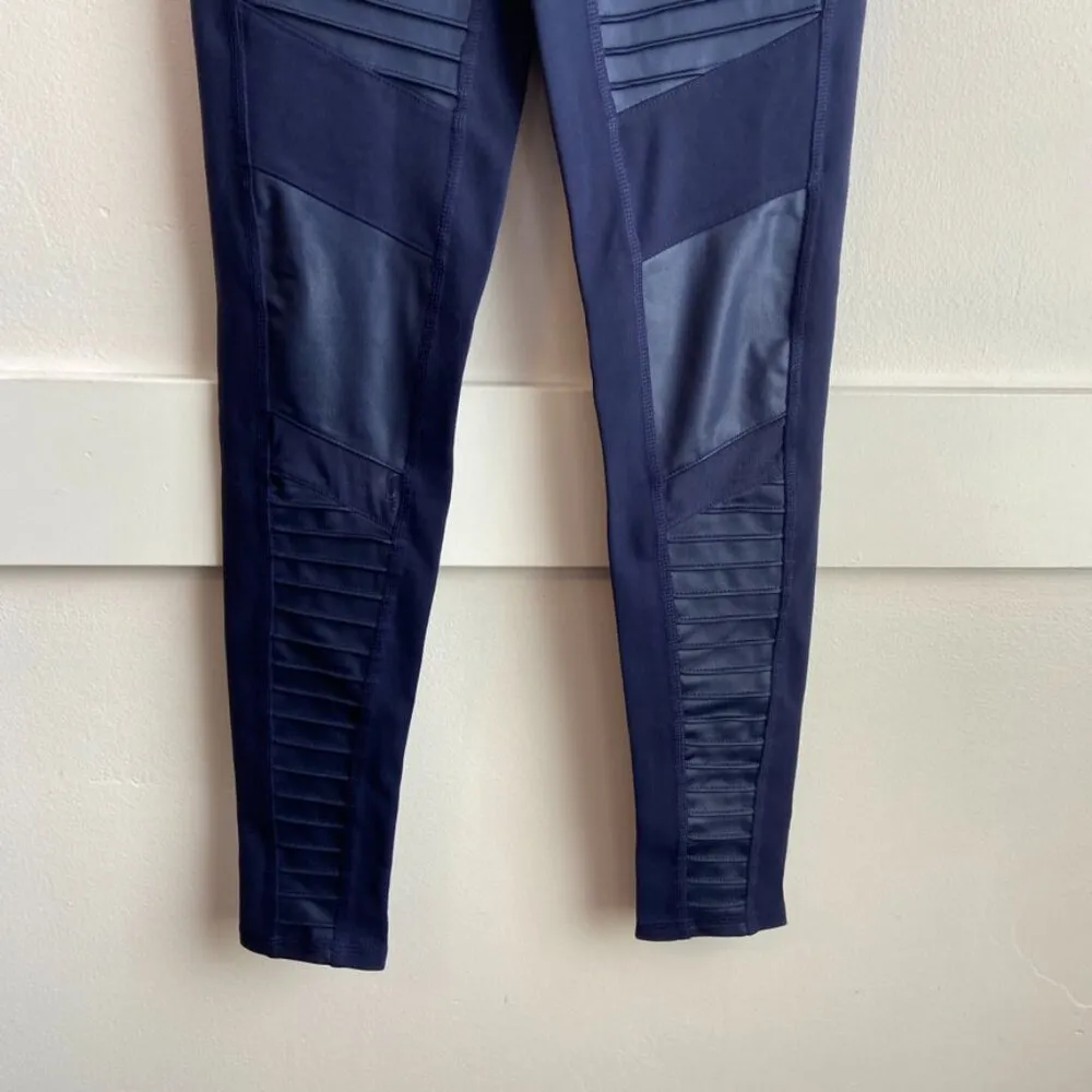 NWT Alo Yoga Rich Navy Major Moto Leggings - Image 11