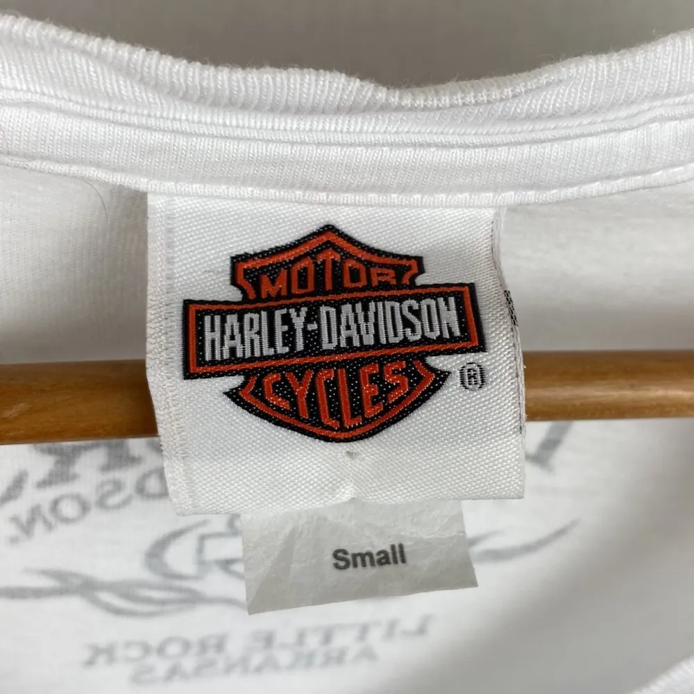 Harley Davidson White Sunglasses Face Little Rock AR Short Sleeve Tee Shirt - Image 5