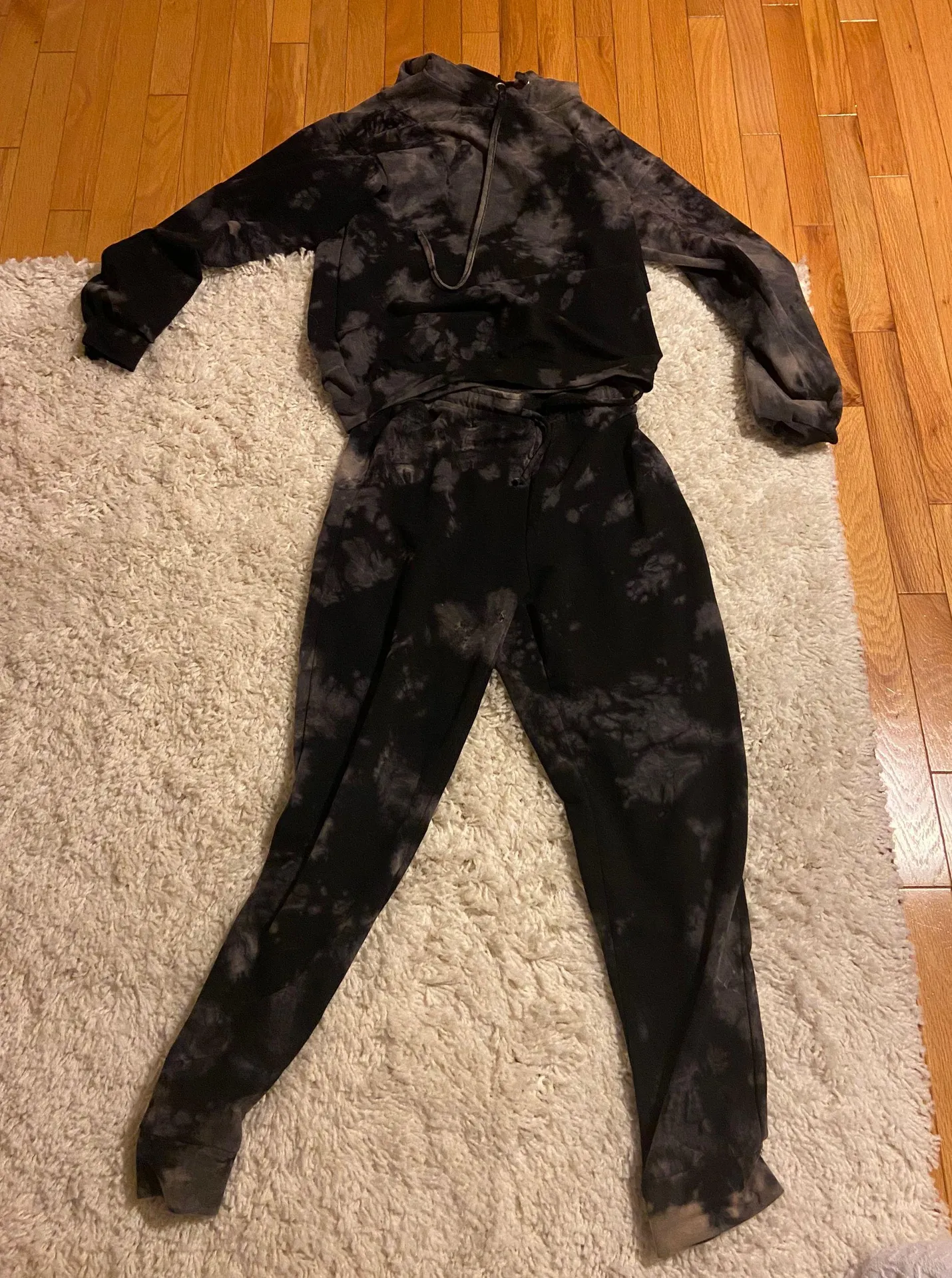 Boohoo Lounge Set - Image 2